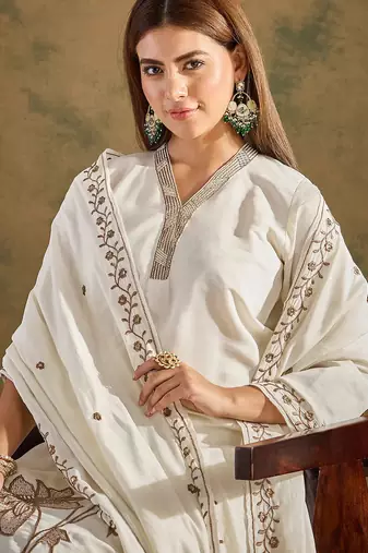 Floral embroidered silk blend v neck kurta trouser & dupatta set