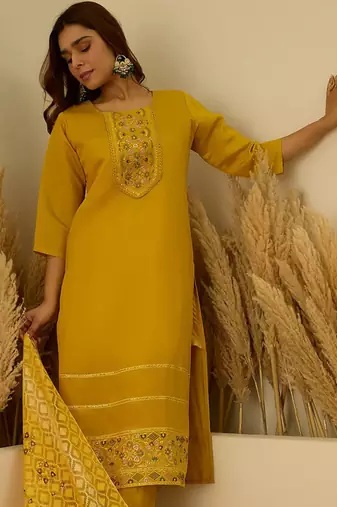 Floral embroidered silk blend round neck kurta trouser & dupatta set