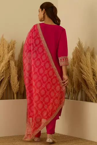 Floral embroidered silk blend round neck kurta trouser & dupatta set