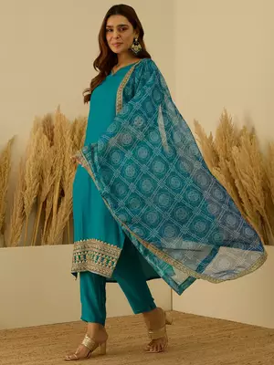 Floral embroidered silk blend round neck kurta trouser & dupatta set 4