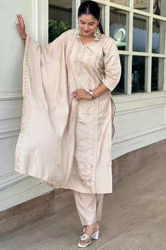 Floral embroidered silk blend v neck kurta trouser & dupatta set