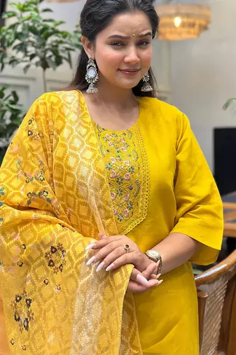 Floral embroidered silk blend round neck kurta trouser & dupatta set