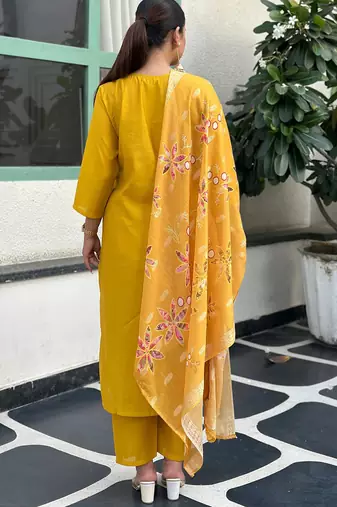 Floral embroidered silk blend v neck kurta trouser & dupatta set
