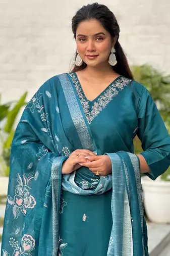 Floral embroidered silk blend v neck kurta trouser & dupatta set