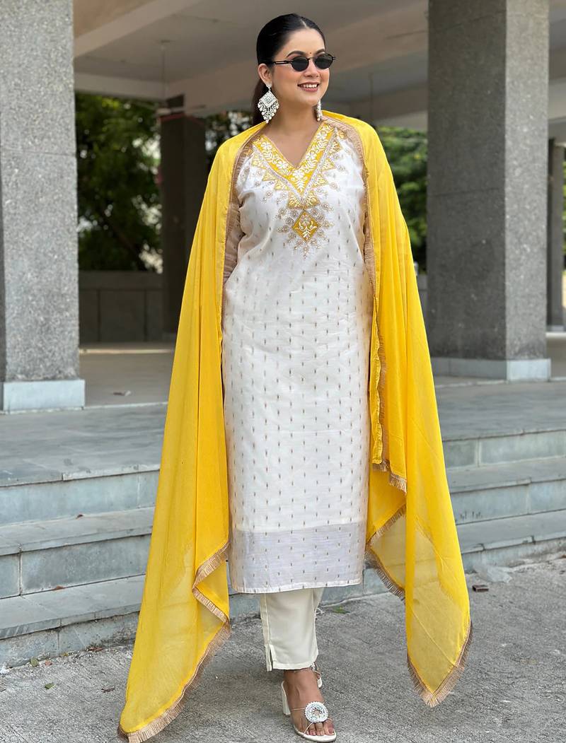 Floral embroidered chanderi silk v neck kurta trouser & dupatta set