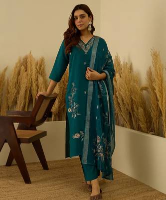 Floral embroidered silk blend v neck kurta trouser & dupatta set 4