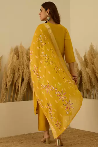 Floral embroidered silk blend v neck kurta trouser & dupatta set