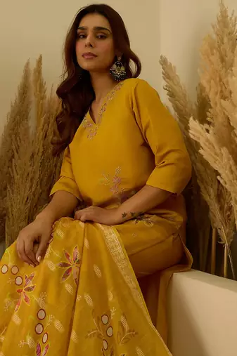 Floral embroidered silk blend v neck kurta trouser & dupatta set