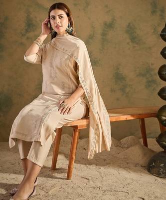 Floral embroidered silk blend v neck kurta trouser & dupatta set 4