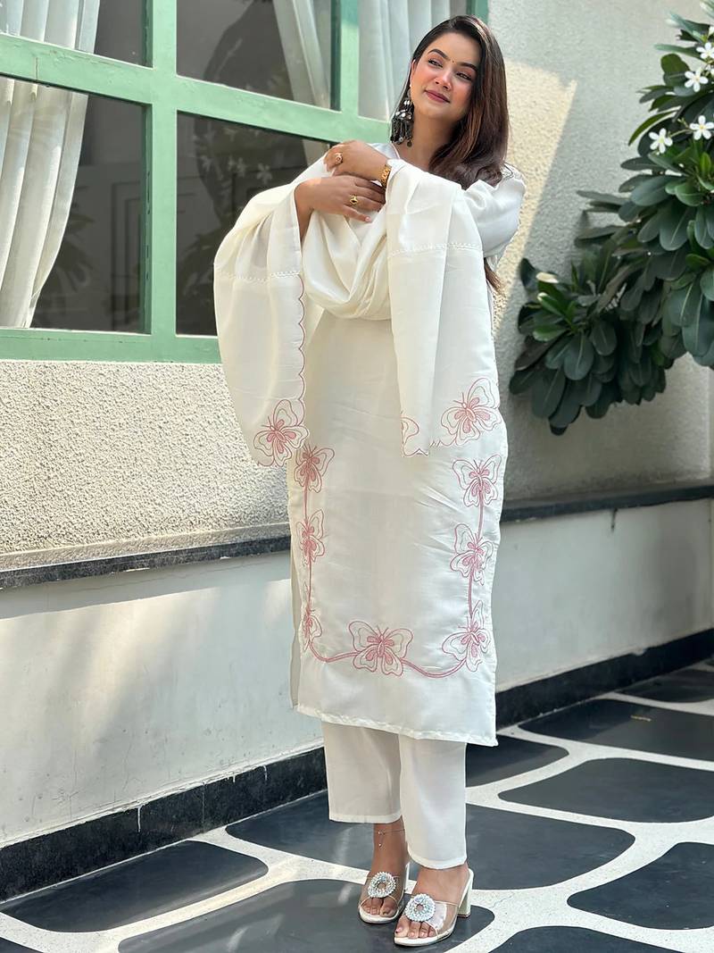Floral embroidered silk blend v neck kurta trouser & dupatta set