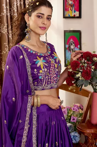 PURE CREAP SILK PREMIUM QUALITY WEDDING SPECIAL WESTERN LEHNGHA CHOLI