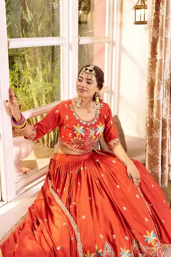 PURE CREAP SILK PREMIUM QUALITY WEDDING SPECIAL WESTERN LEHNGHA CHOLI