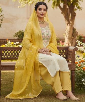 Off white color beautiful shimmer jacquard fabric ethnic partywear salwar kameez 2