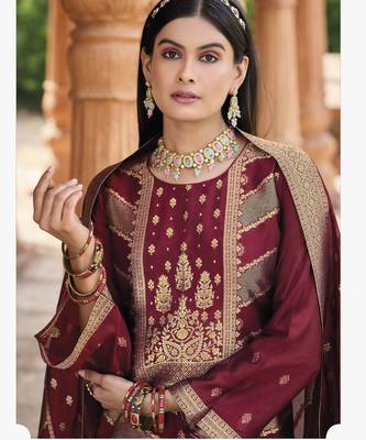 Maroon color banglori silk fabric wevon jacquard designer ethnic partywear suit 2