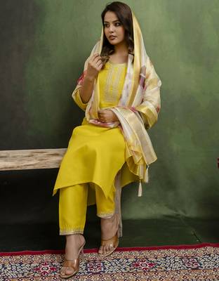 yellow fancy blended cotton kurta set 4