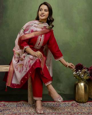 maroon fancy blended cotton kurta set 4