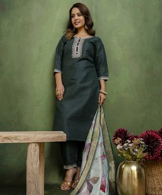 green fancy blended cotton kurta set 3