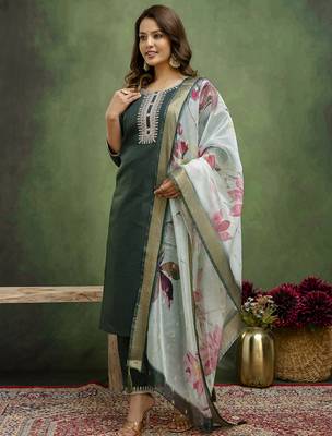 green fancy blended cotton kurta set 4