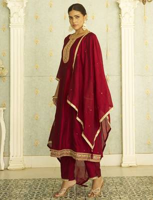 maroon fancy silk blend kurta set 2