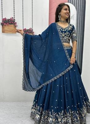 Elephant Threadwork Lehenga Choli Set 4