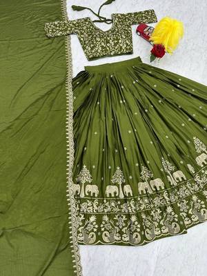 Green Designer Lehenga Choli with Heavy Embroidery Dupatta Set 4