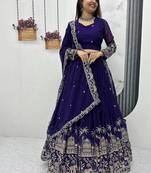 New Womens Trendy Latest Heavy Embroidered Wedding Festive Outfit Lehenga Choli Set