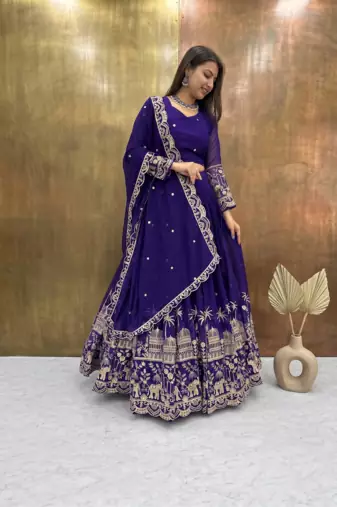 Womens Heavy Embroidered Wedding Festive Outfit Lehenga Choli Set