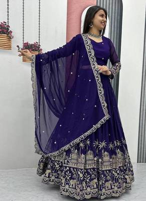Womens  Heavy Embroidered Wedding Festive Outfit Lehenga Choli Set 3