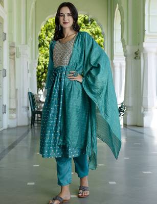 blue fancy chanderi kurta set 3