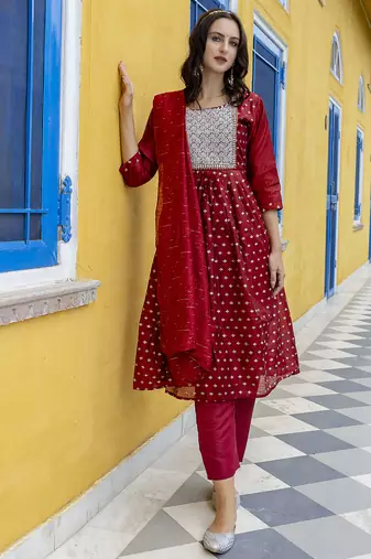 maroon fancy chanderi kurta set