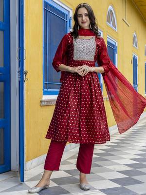 maroon fancy chanderi kurta set 3