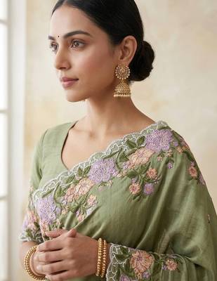 Mehndi Green Color  embroidery work  Silk Blend Saree 2