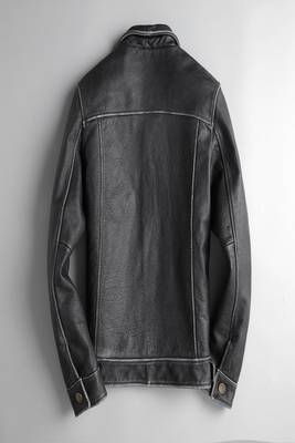 Men's black quilted shoulder rub off genuine leather jacket 2