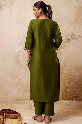 mehendi fancy viscose rayon kurta set