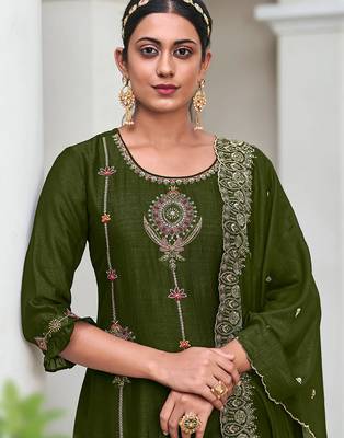 mehendi fancy silk kurta set 2