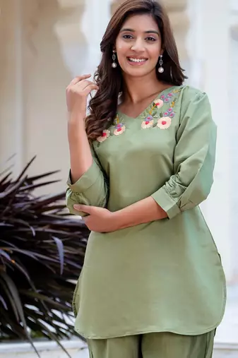 pear fancy silk blend kurta set