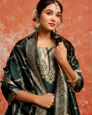green fancy cotton silk kurta set 4