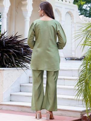 pear fancy silk blend kurta set 4