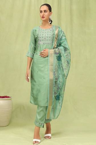 pear fancy silk blend kurta set
