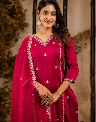 maroon fancy silk blend kurta set 3