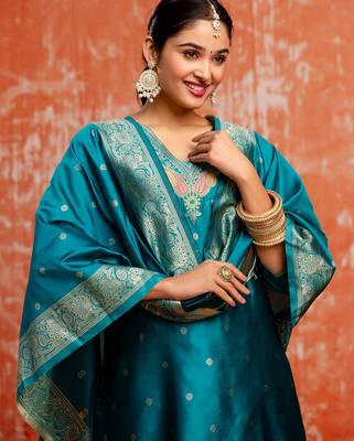blue fancy cotton silk kurta set 3