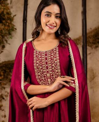 maroon fancy silk blend kurta set 4