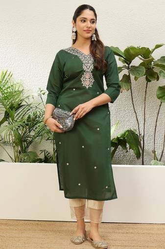 Green color silk blend embroidery long kurta