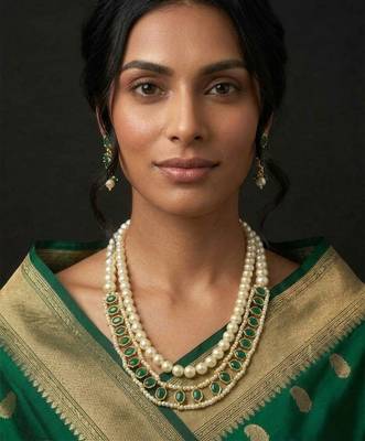 Royal emerald green pearl layered necklace set with earrings for women 2
