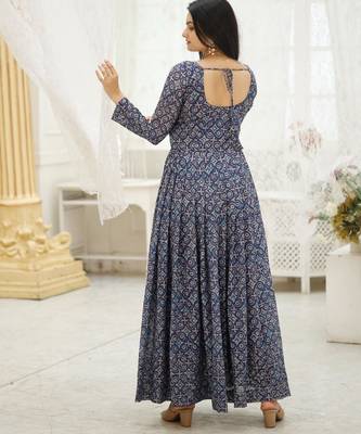 Embroidery zari sequance work with full flaired gown 5