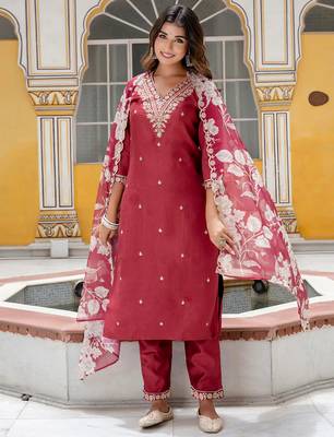 maroon fancy viscose rayon kurta set 1