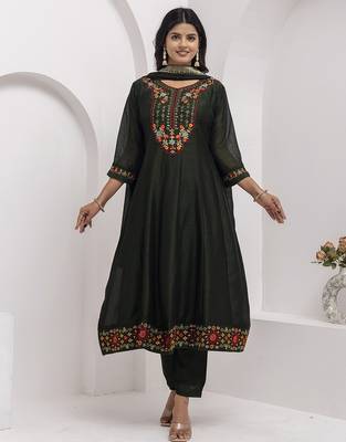 green fancy silk kurta set 2