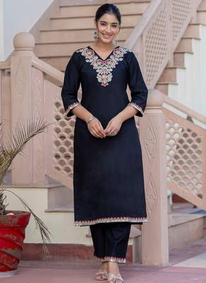 black fancy silk blend kurta set 2