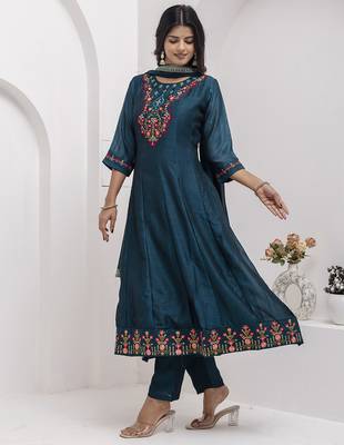 teal fancy silk kurta set 4