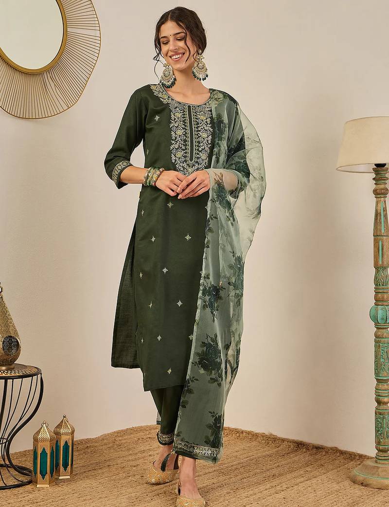 Floral embroidered viscose rayon round neck kurta trouser & dupatta